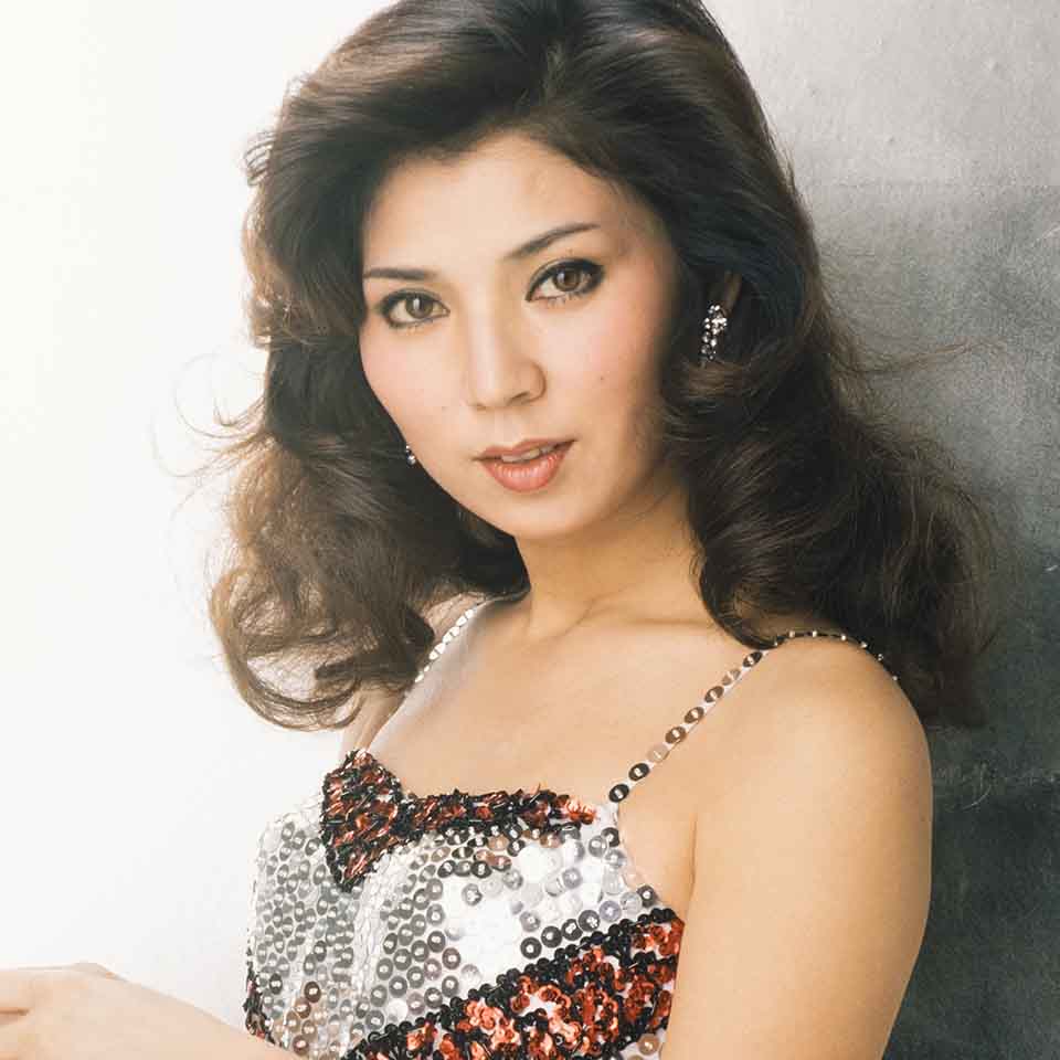 八代亜紀プレミア歌唱集【DVD2枚・CD1枚セット】