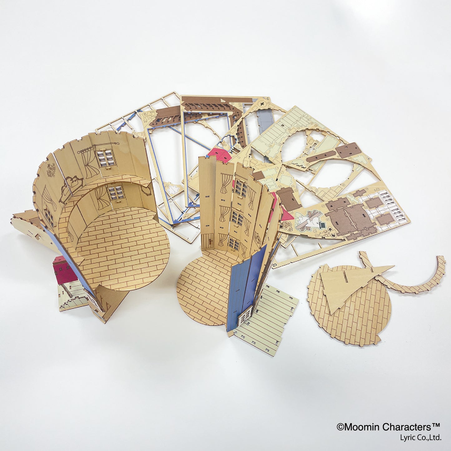 木製立体パズル　「ムーミンやしき」