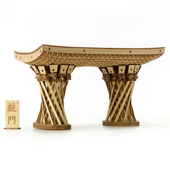 竹製３Dクラフトアート　「金沢 鼓門」